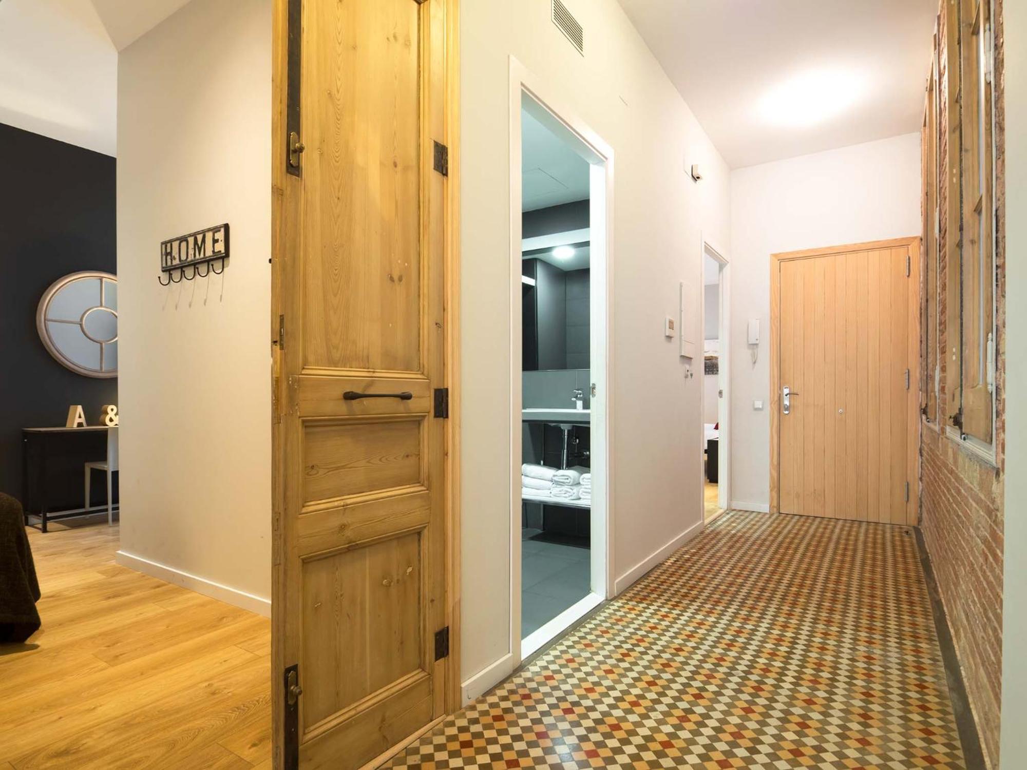 เรนท์ ท็อป อพาร์ตเมนต์ รัมบลา กาตาลุนยา Apartment บาร์เซโลนา ภายนอก รูปภาพ