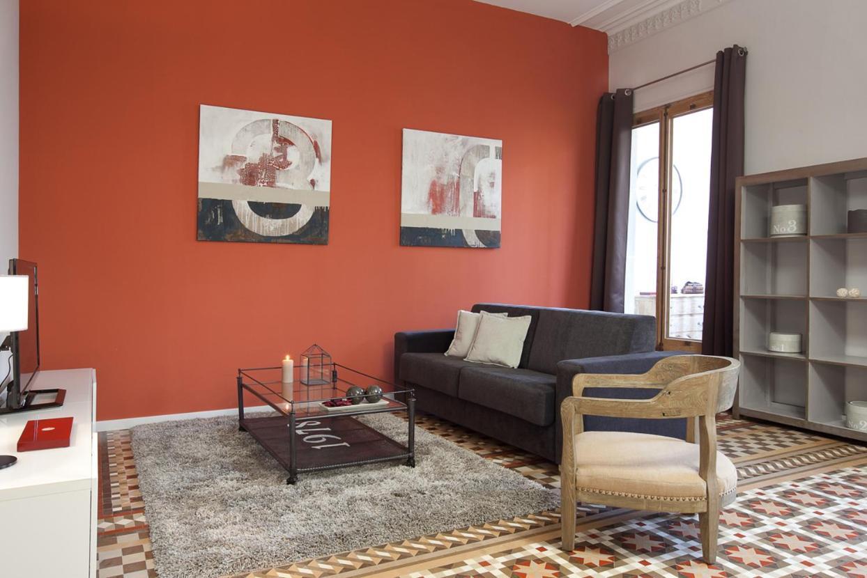 เรนท์ ท็อป อพาร์ตเมนต์ รัมบลา กาตาลุนยา Apartment บาร์เซโลนา ภายนอก รูปภาพ