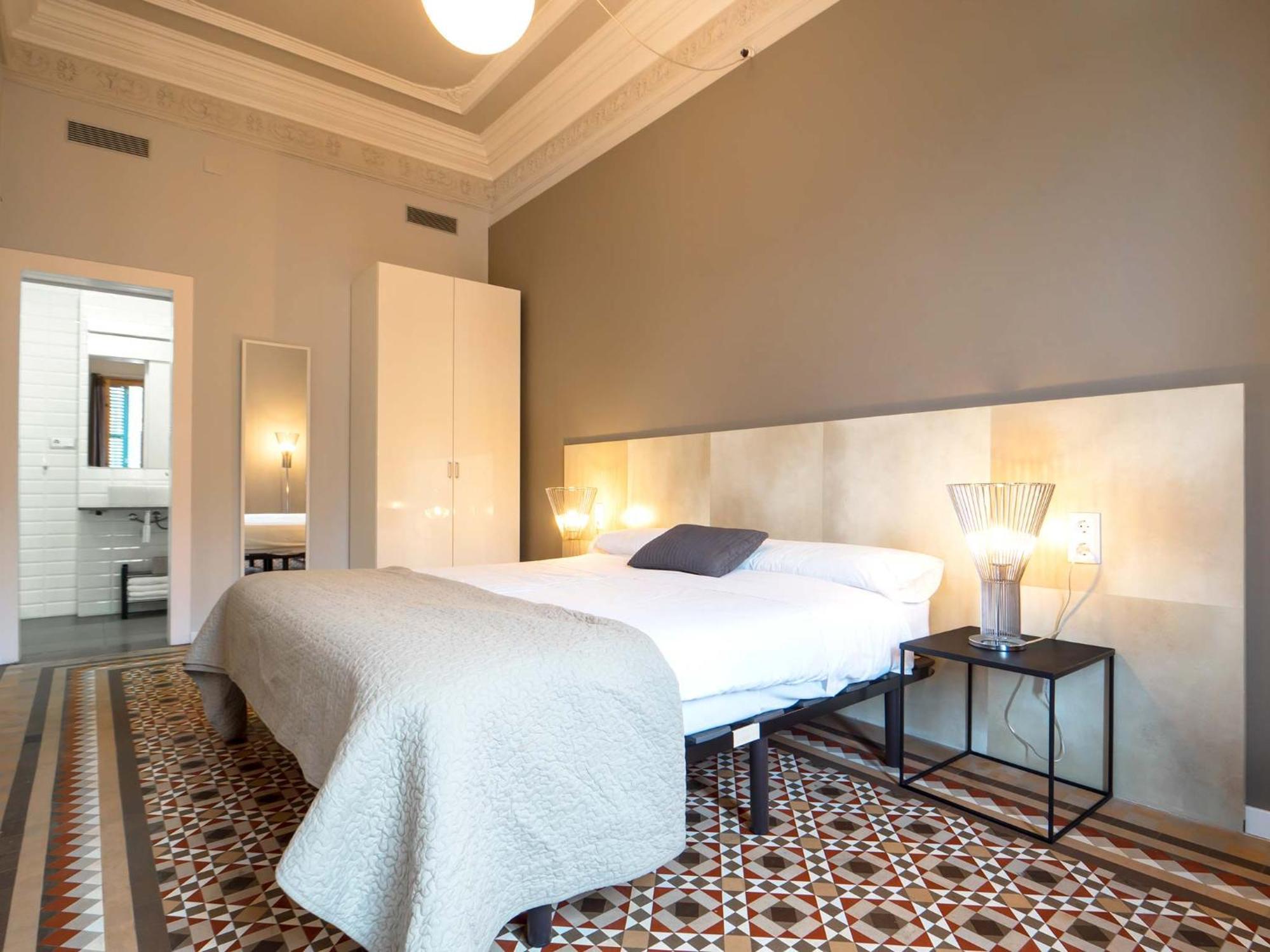เรนท์ ท็อป อพาร์ตเมนต์ รัมบลา กาตาลุนยา Apartment บาร์เซโลนา ภายนอก รูปภาพ