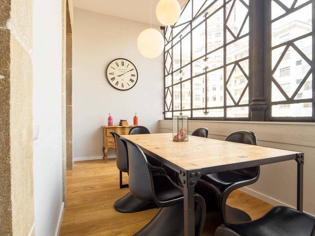 เรนท์ ท็อป อพาร์ตเมนต์ รัมบลา กาตาลุนยา Apartment บาร์เซโลนา ภายนอก รูปภาพ