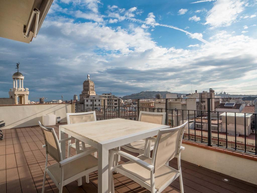 เรนท์ ท็อป อพาร์ตเมนต์ รัมบลา กาตาลุนยา Apartment บาร์เซโลนา ภายนอก รูปภาพ